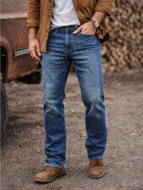 Lucky Brand 363 Vintage Straight Jeans Mens 34x32 Medium Wash Distressed Hem
